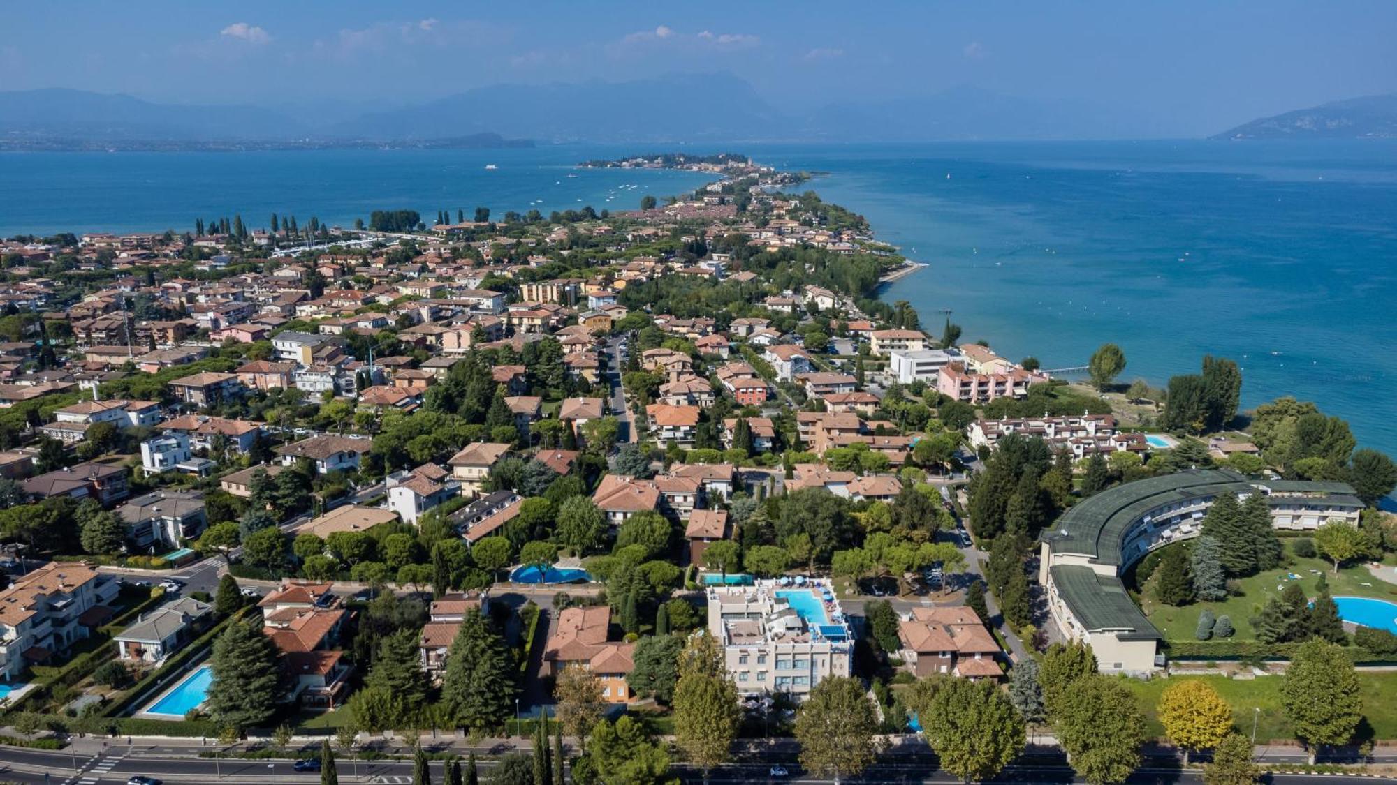 Hotel Alfieri Sirmione Esterno foto